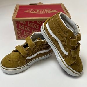 Vans Sk8-Mid sneakers. Corduroy in the color Cumin. Size toddler 8.5.